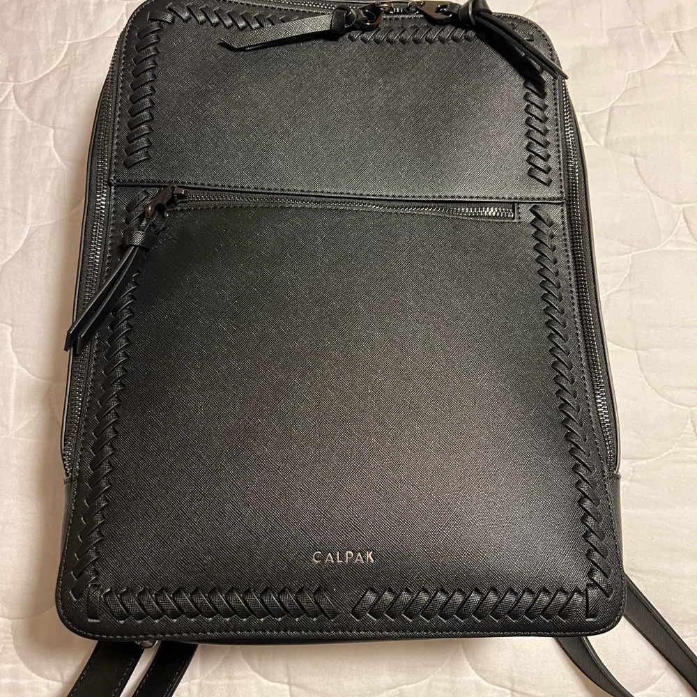 Genuine Leather Calpak - Bag / backpack is LIKE NEW